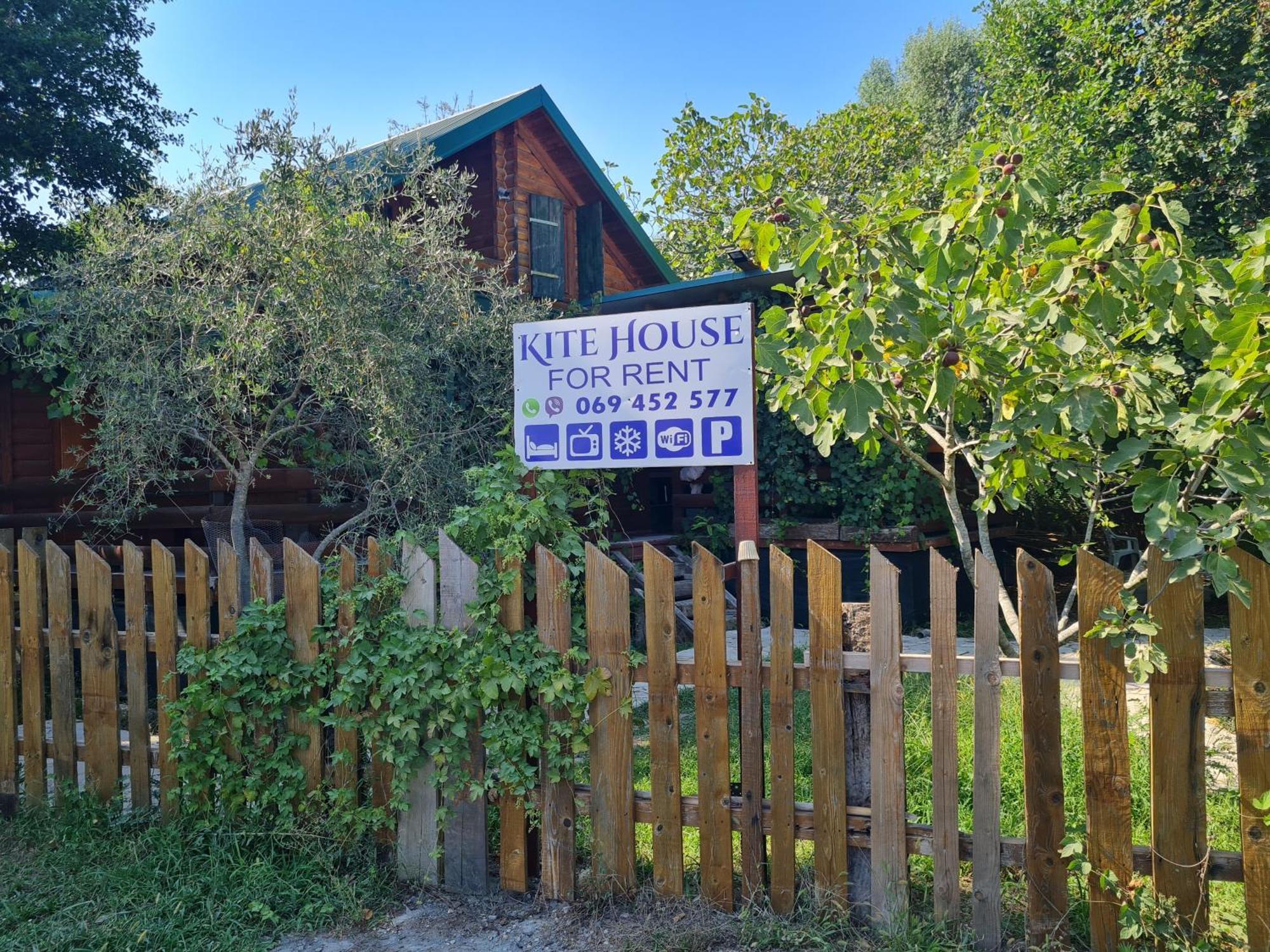 Holiday Home Kite House Улцинь Екстер'єр фото